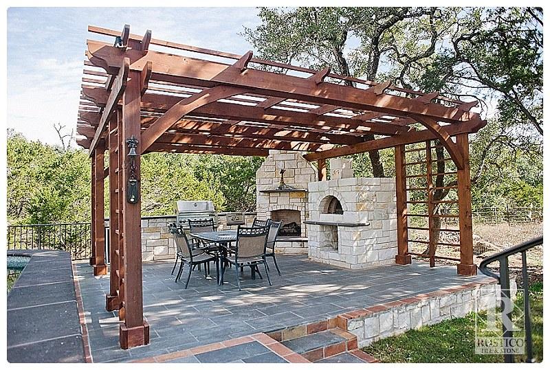 outdoor kitchen