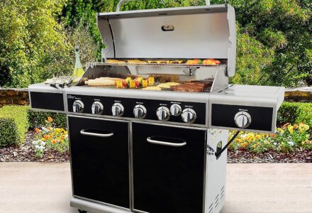 Kenmore 6 Burner Gas Grill – A Black & Stainless Steel Grill