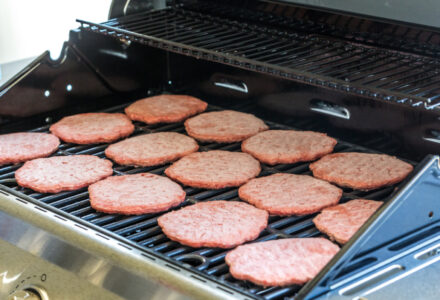 What’s the Best Way to Grill Frozen Burgers ?