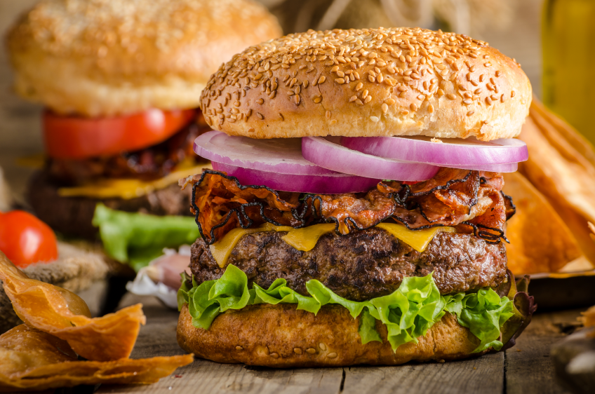 How to Grill a Burger for Backyard Parties