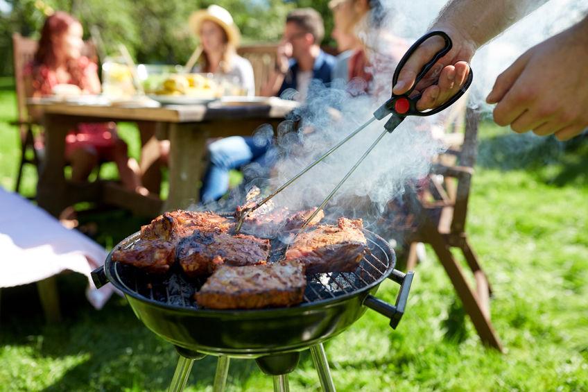 Pros and Cons of a Charcoal Grill