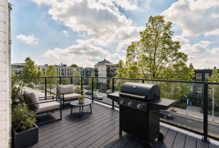 Is it Safe to BBQ On a Balcony? Essential Safety Guidelines and Tips