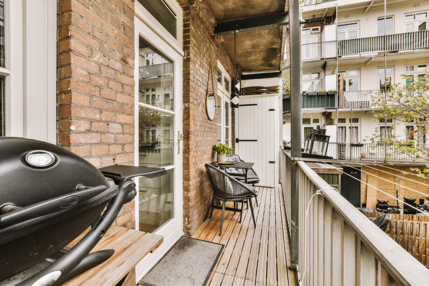 Is it Safe to BBQ On a Balcony?