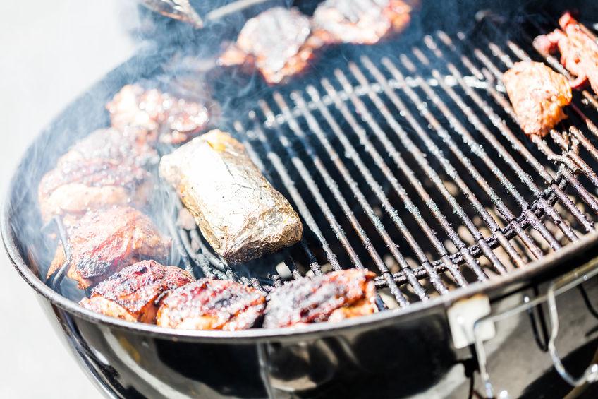 How Long Will a Charcoal Grill Stay Hot?