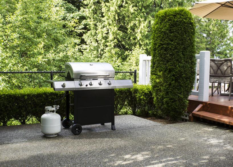 How Many Burners Do I Need on a Gas Barbecue Grill?