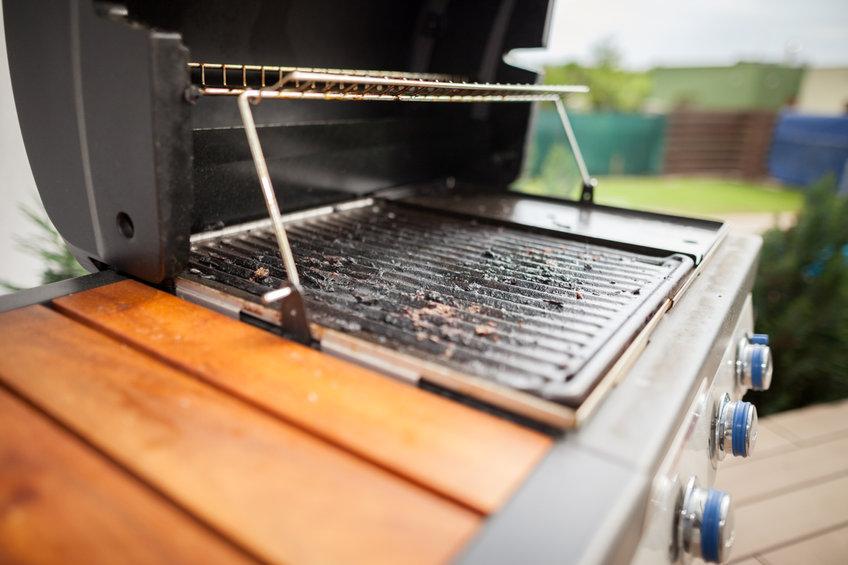 Can You Clean A Gas Grill With Oven Cleaner? 
