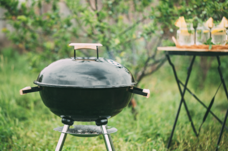 What Temperature Should a Charcoal Grill Be?