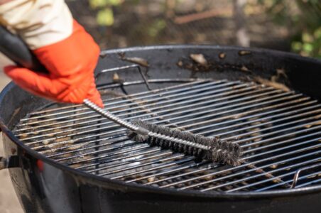 Are Grill Brushes Dangerous? Clean your Grill in Confidence