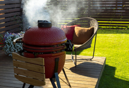 What is a Ceramic Charcoal Grill?