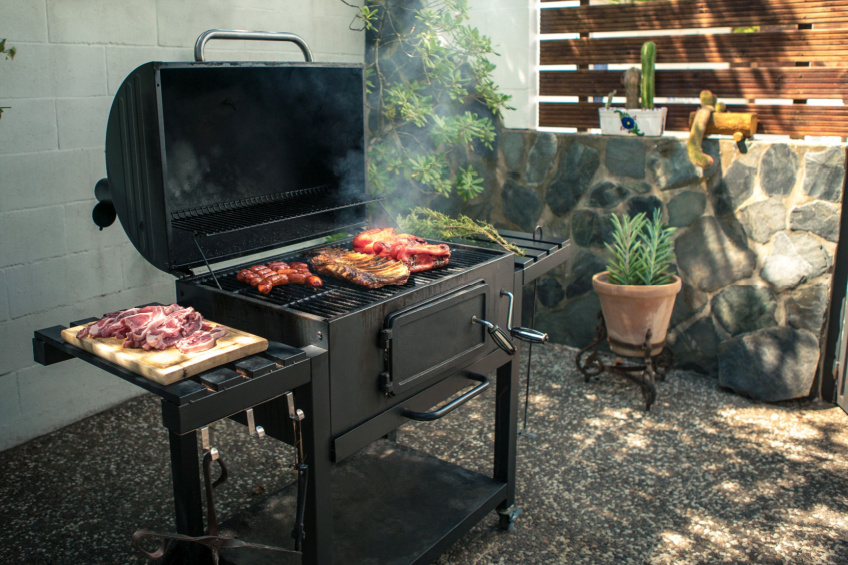 Large Heavy-Duty Charcoal Grill