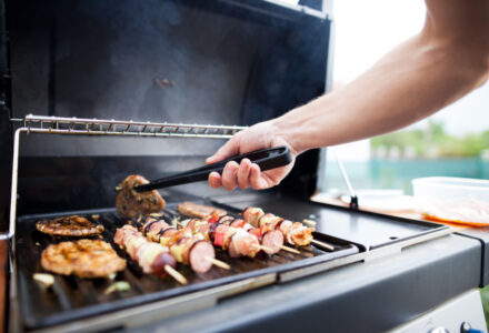 What is the Standard Grill Size? A Guide to Choosing the Right Grill for Your Space