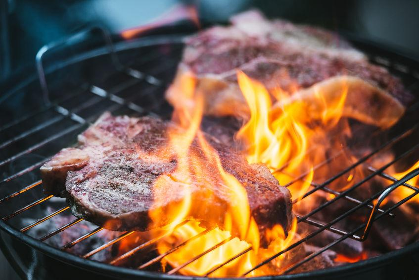 Is It Healthy to Grill on a Charcoal Grill? 