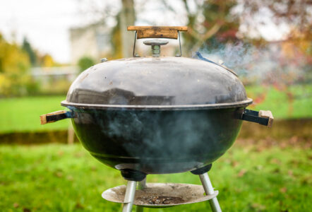 What Are the Benefits of a Kettle Grill? Versatile and Flavorful Outdoor Cooking