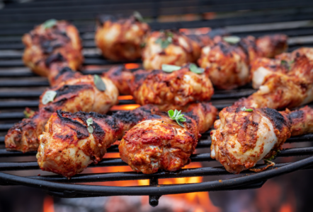 How Long Does Chicken Take to Cook on a Charcoal Grill? Cooking Times by Cut